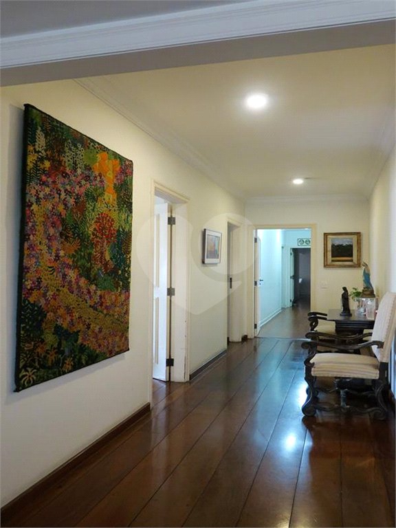 Apartamento à venda com 3 quartos, sendo 2 suítes, em Real Parque, São Paulo, SP
