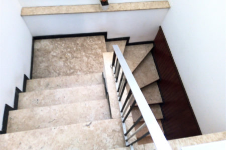 Sobrado à venda com 4 quartos, sendo 1 suíte, em Vila Cordeiro, São Paulo, SP