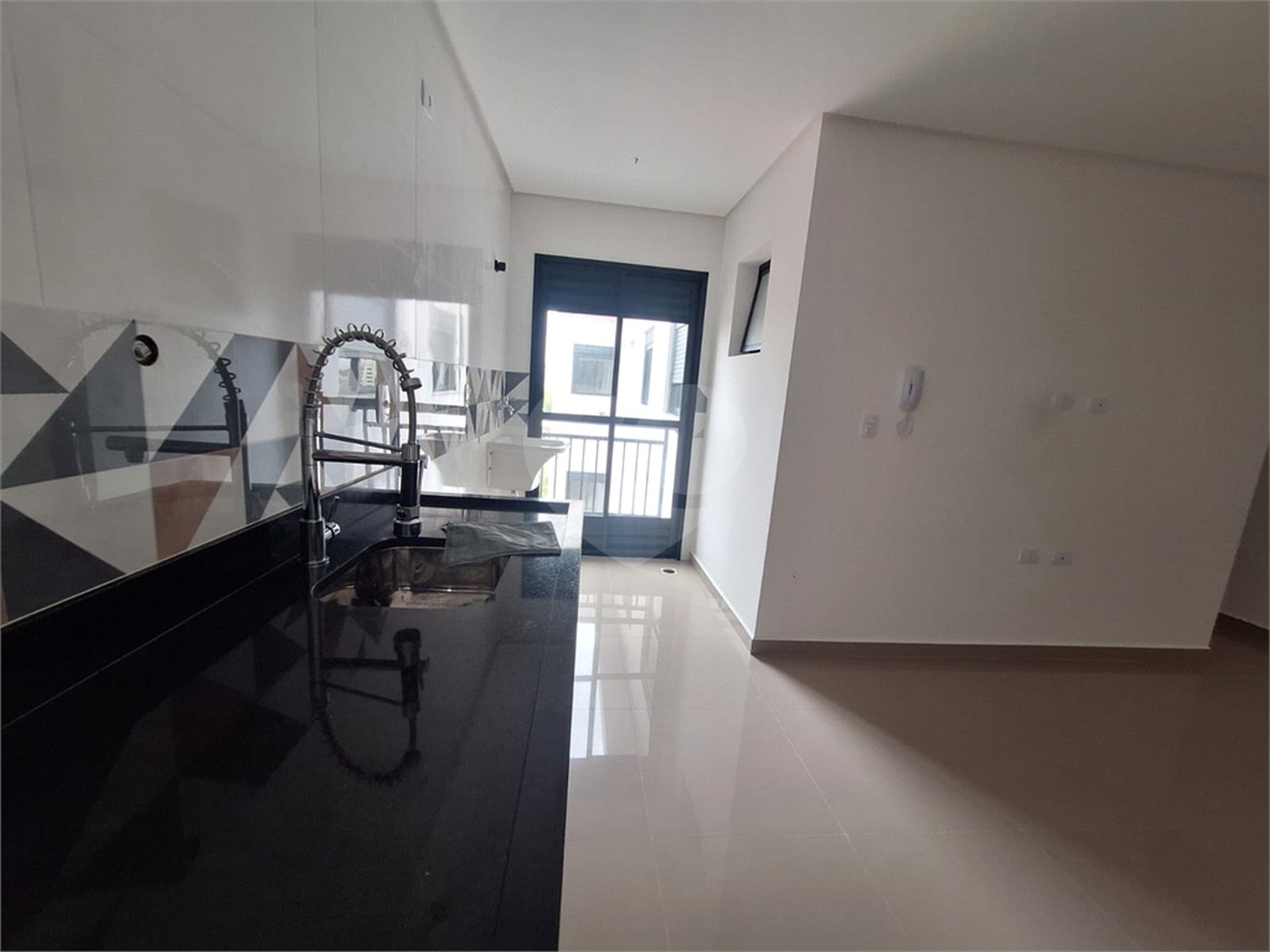Casa à venda com 2 quartos, sendo 1 suíte, em Vila Mazzei, São Paulo, SP