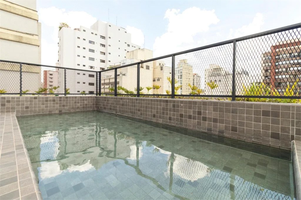 Apartamento à venda com 3 quartos, sendo 2 suítes, em Pinheiros, São Paulo, SP