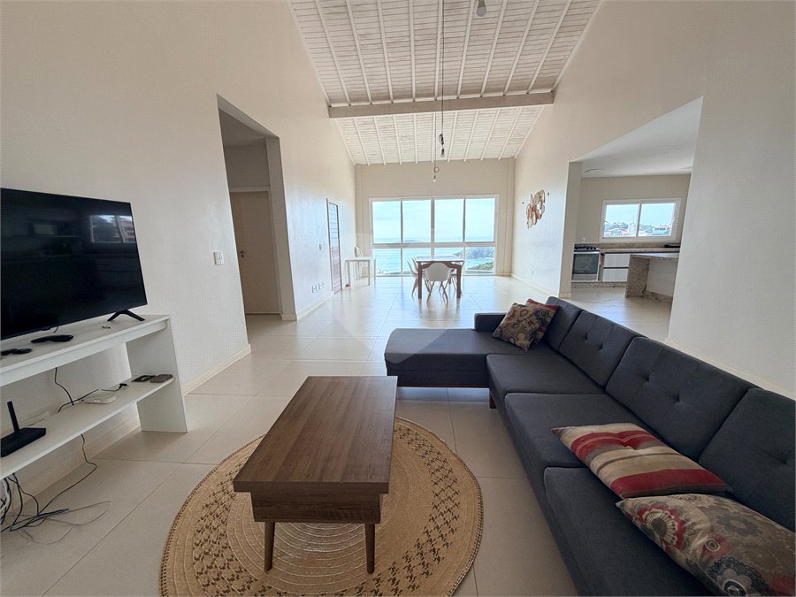 Casa à venda com 4 suítes em João Fernandes, Armação dos Búzios, RJ