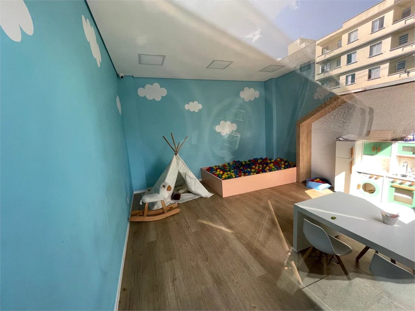 Apartamento à venda ou para alugar com 1 suíte em Água Branca, São Paulo, SP
