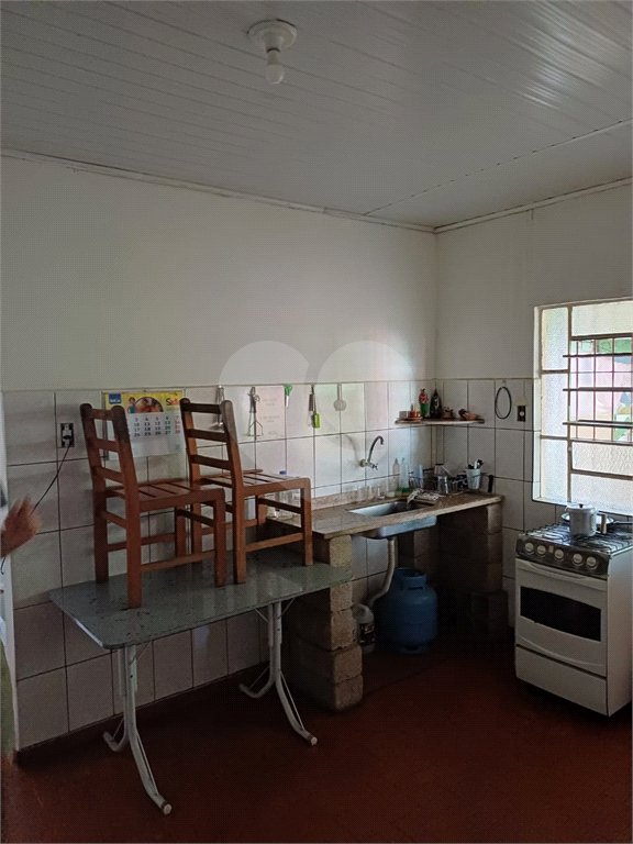 Casa à venda com 2 quartos em Vila Bernadotti, Mogi das Cruzes, SP