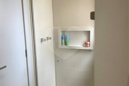 Apartamento à venda com 3 quartos, sendo 2 suítes, em Brooklin Paulista, São Paulo, SP