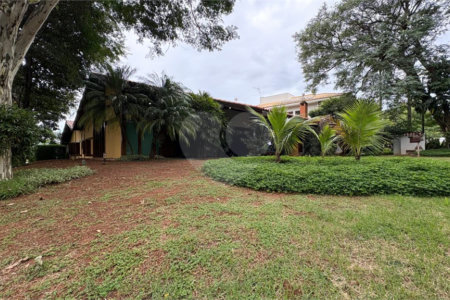 Casa à venda com 4 quartos, sendo 2 suítes,  no condomínio Vivendas do Lago, Sorocaba - SP