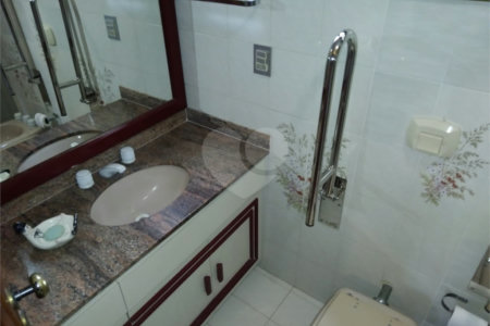 Apartamento à venda com 4 quartos, sendo 2 suítes, em Tijuca, Rio de Janeiro, RJ