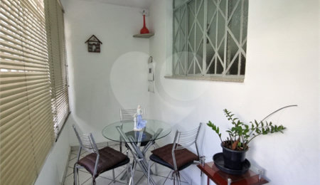 Casa à venda com 2 quartos em Parada Inglesa, São Paulo, SP
