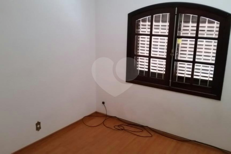 Sobrado à venda com 3 quartos, sendo 1 suíte, em Jardim Virginia Bianca, São Paulo, SP