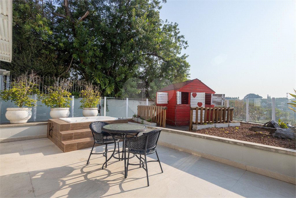 Casa à venda com 4 suítes em Jardim Guedala, São Paulo, SP