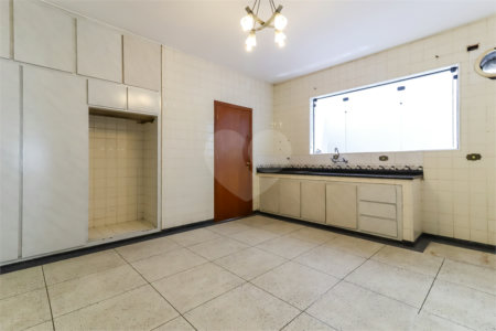 Casa à venda com 3 quartos, sendo 1 suíte,  em Brooklin Paulista, São Paulo, SP