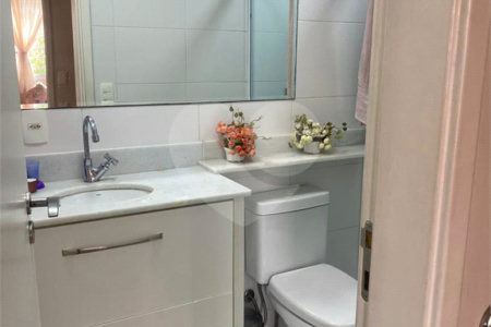 Casa à venda com 3 quartos, sendo 1 suíte,  no condomínio Vida Verde 1, Suzano - SP