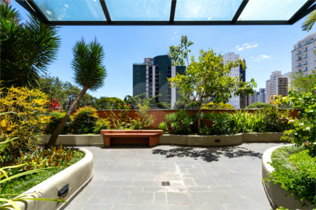 Apartamento à venda com 3 quartos, sendo 1 suíte,  em Brooklin, São Paulo, SP
