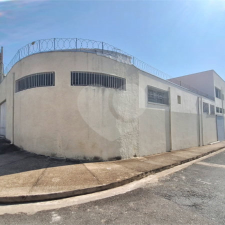 Casa à venda com 5 quartos, sendo 2 suítes,  em Vila Barão, Sorocaba, SP