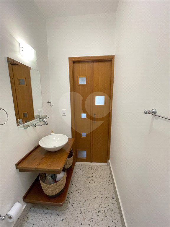 Casa à venda com 3 suítes em Santo Amaro, São Paulo, SP