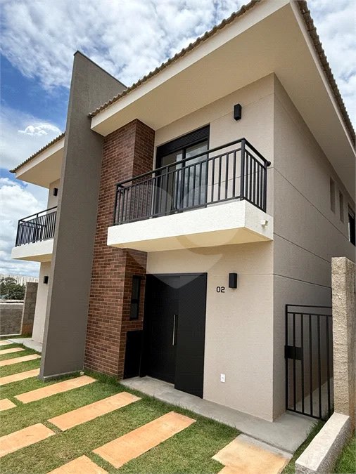 Casa à venda com 2 suítes no condomínio Kaza Alamedas Medeiros, Jundiaí - SP
