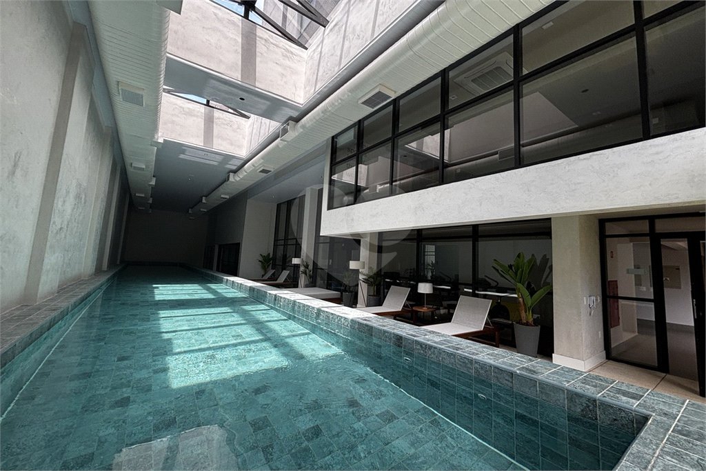 Apartamento à venda com 3 suítes em Vila Romana, São Paulo, SP
