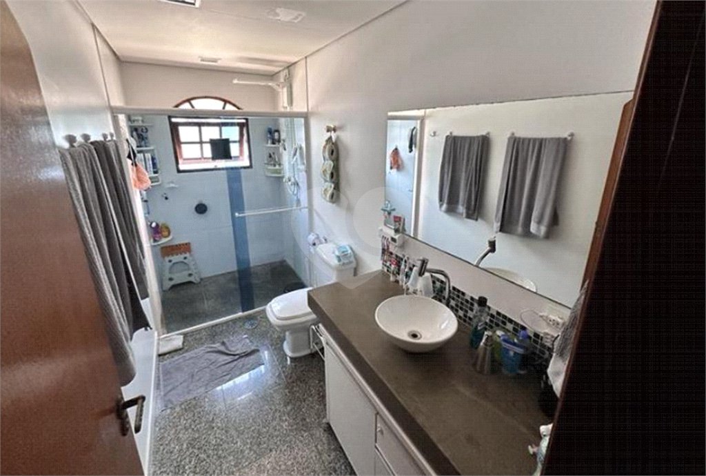 Casa à venda com 3 quartos, sendo 1 suíte,  no condomínio Residencial Nabuco de Araújo, São Paulo - SP