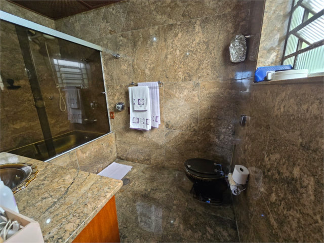 Casa à venda com 4 quartos, sendo 1 suíte,  em Vila Paiva, São Paulo, SP