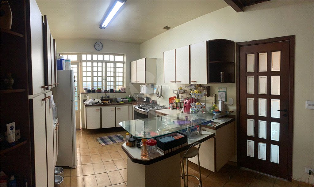 Casa Térrea à venda com 4 quartos, sendo 2 suítes,  no Centro, Mogi das Cruzes, SP