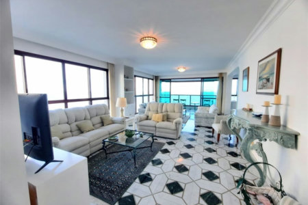Apartamento com 3 dormitórios à venda, 179 m² por R$ 3.800.000,00 - Pitangueiras - Guarujá/SP