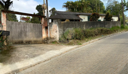 Chácara à venda com 3 quartos em Chácaras Ceres, Suzano, SP