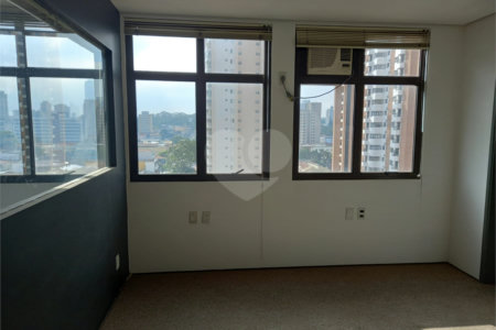 Sala à venda em Chácara Santo Antônio, São Paulo, SP