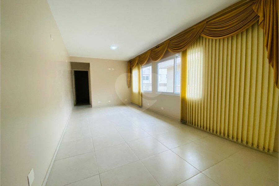 Sobrado à venda com 4 quartos, sendo 3 suítes, em Vila Ester (zona Norte), São Paulo, SP