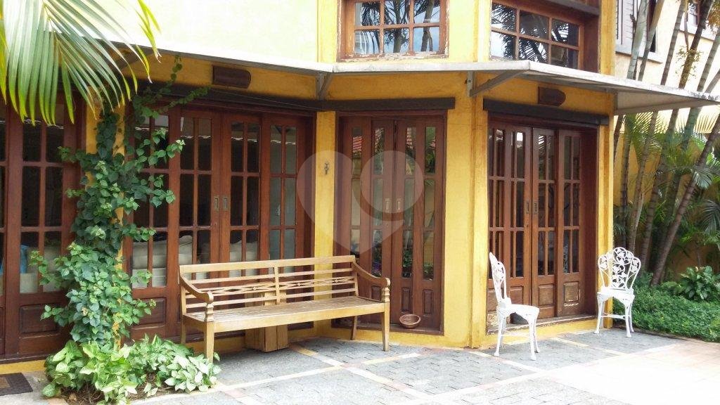 Casa à venda ou para alugar com 4 quartos, sendo 3 suítes, em Lapa, São Paulo, SP