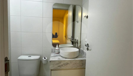 Apartamento à venda com 1 quarto em Jardim Caravelas, São Paulo, SP