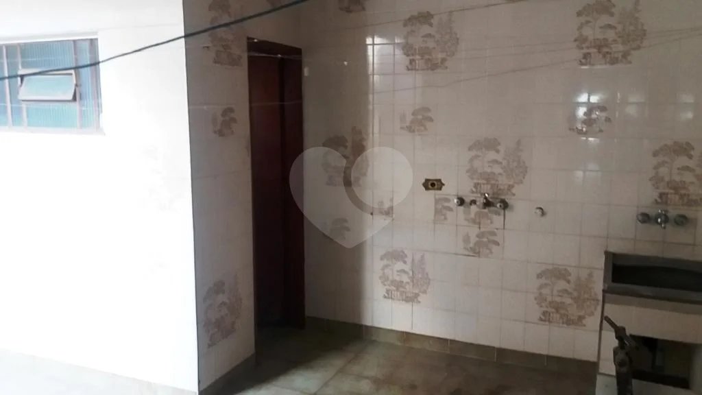 Sobrado à venda com 3 quartos, sendo 1 suíte, em Tremembé, São Paulo, SP
