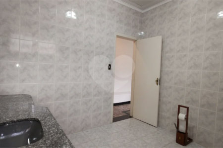 Casa à venda com 3 quartos em Água Fria, São Paulo, SP