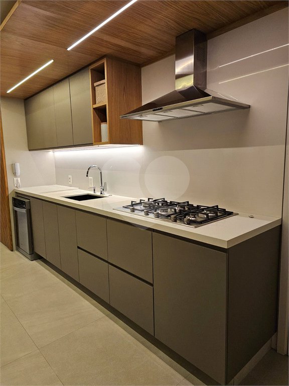 Apartamento à venda com 3 suítes em Mirandópolis, São Paulo, SP