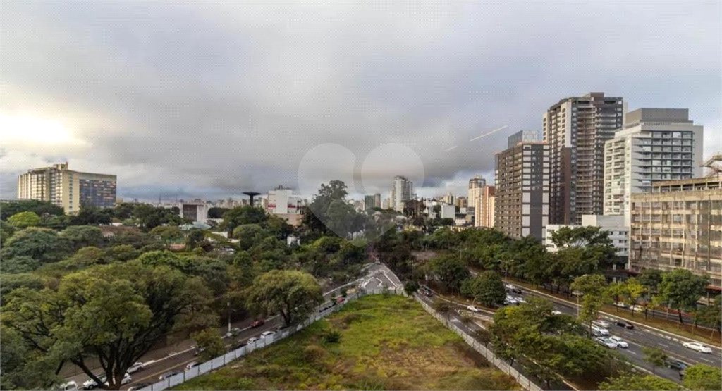 Sala à venda com 1 suíte em Indianópolis, São Paulo, SP