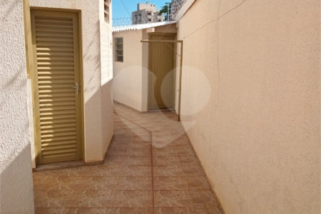 Casa à venda com 3 quartos, sendo 1 suíte, em Vila José Bonifácio, Araraquara, SP