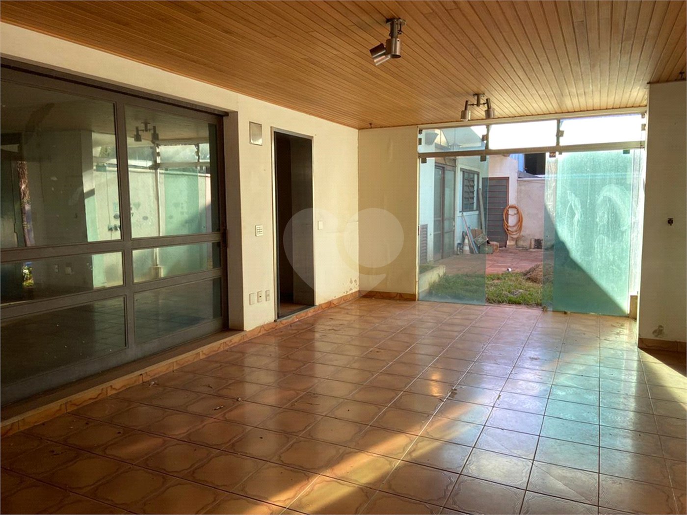 Casa para alugar com 4 quartos, sendo 2 suítes, no Centro, Araraquara, SP