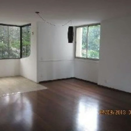 Apartamento à venda com 4 quartos, sendo 1 suíte,  em Vila Andrade, São Paulo, SP