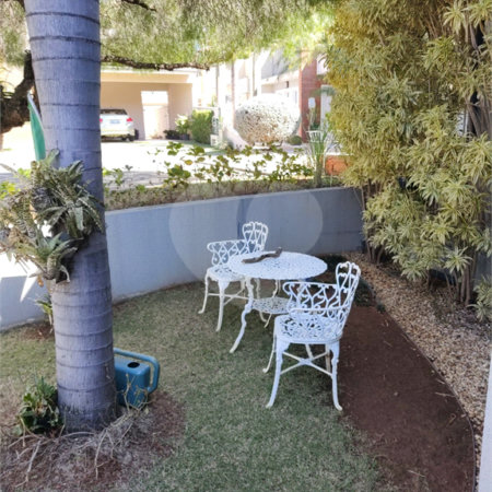 Casa à venda com 3 quartos, sendo 1 suíte,  no condomínio Residencial Jardim das Palmeiras, Vinhedo - SP