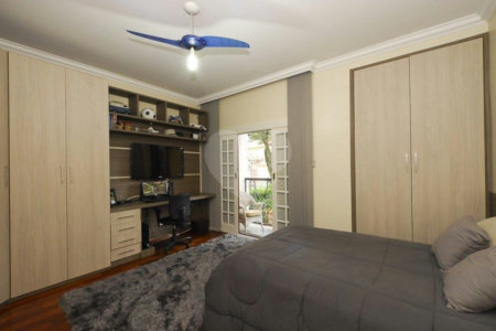 Casa à venda com 5 suítes em Jardim Marajoara, São Paulo, SP