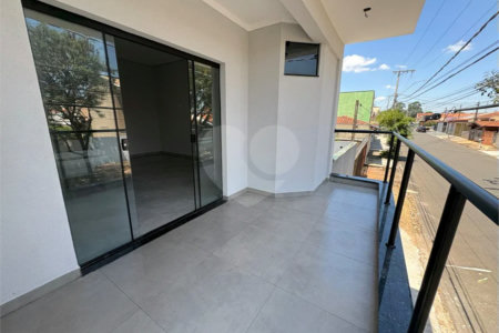 CASA COM PISCINA VENDA JARDIM MUNIQUE