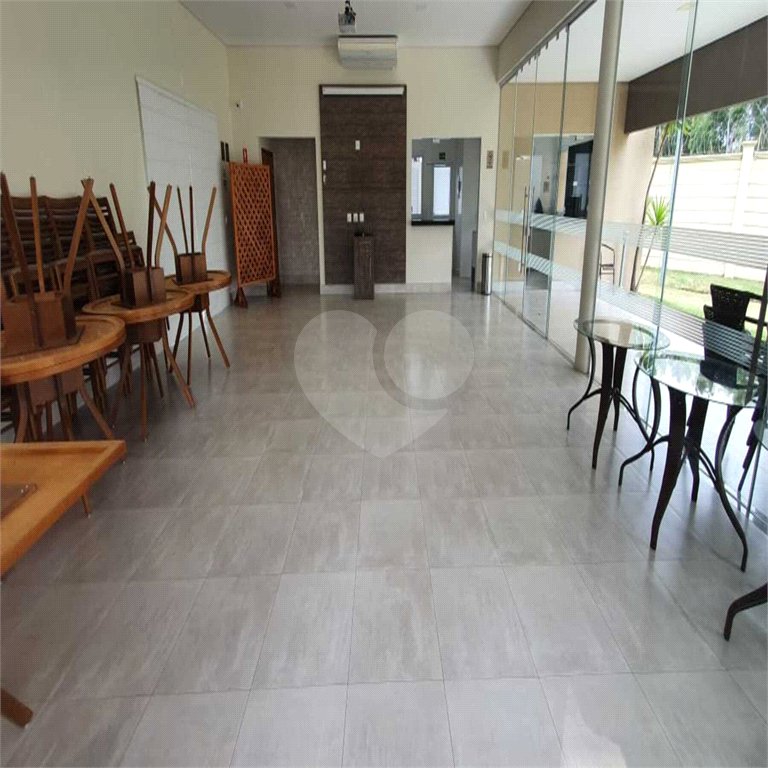 Casa à venda com 3 suítes no condomínio Portal dos Ipês, Indaiatuba - SP