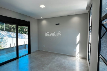 Casa à venda com 3 quartos, sendo 3 suítes, no Condomínio Quintas da Boa Vista, Atibaia - SP