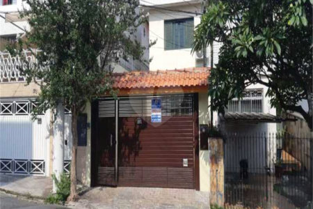 Sobrado à venda com 3 suítes em Parada Inglesa, São Paulo, SP