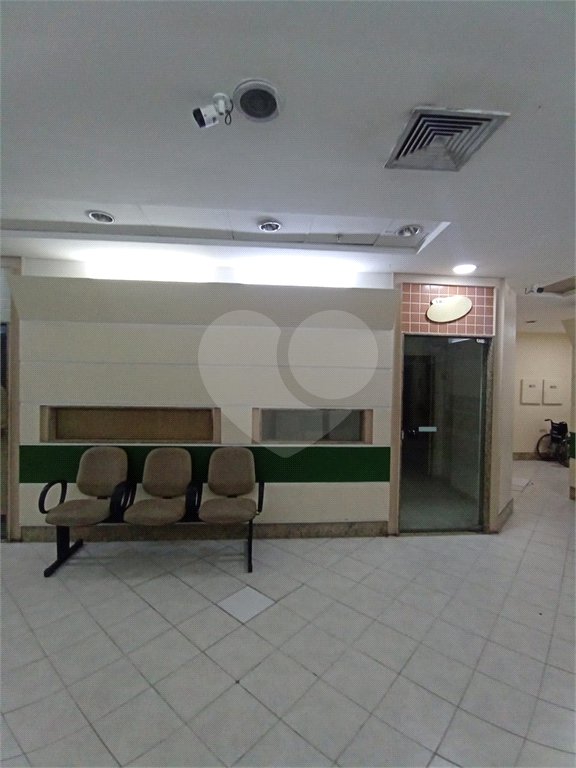 Sala à venda ou para alugar em Bangu, Rio de Janeiro, RJ