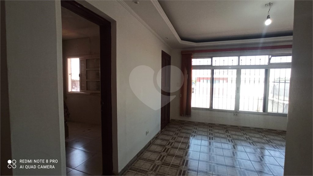 Casa à venda com 6 quartos em Jardim Oriental, São Paulo, SP