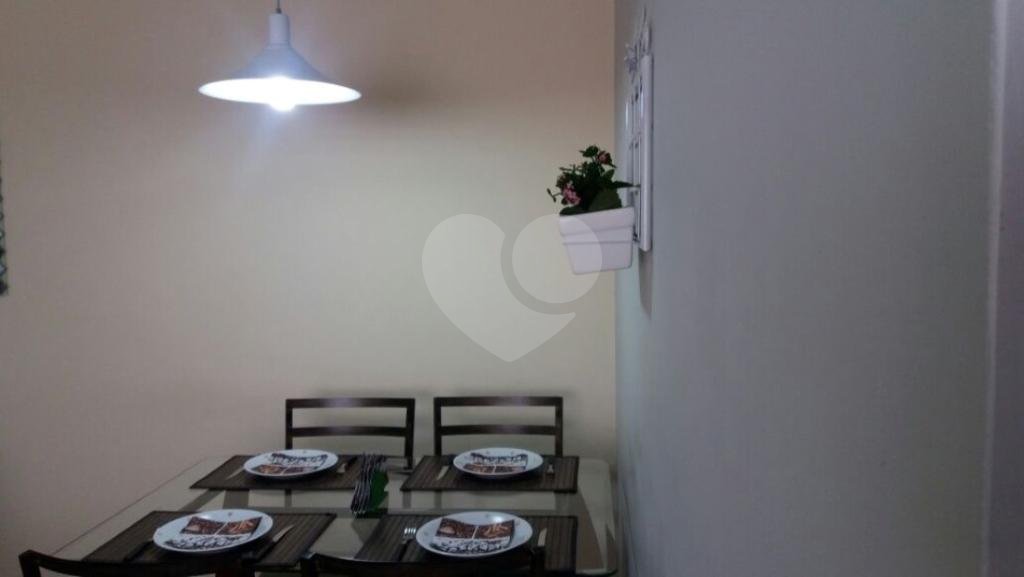 Apartamento à venda com 2 quartos em Vila Erna, São Paulo, SP