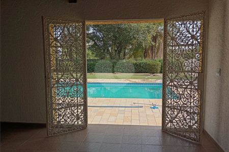 Casa à venda com 6 quartos, sendo 4 suítes,  no condomínio City Castelo, Itu - SP
