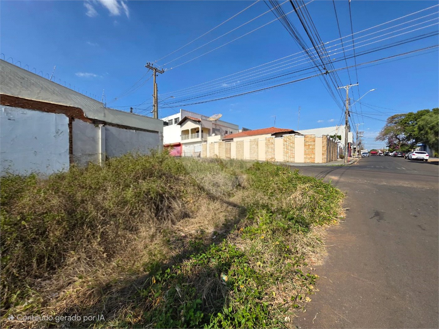 Terreno 8,5 X 25, próximo ao Jau serve no jardim das torres.
