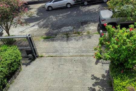 Casa à venda com 4 suítes em Vila Pirajussara, São Paulo, SP