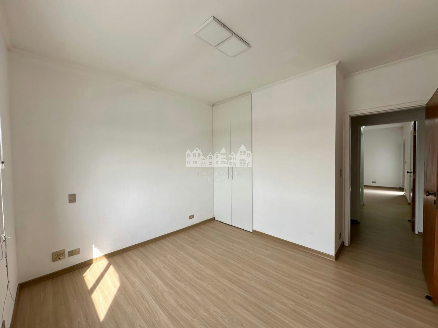 Apartamento à venda ou para alugar com 4 quartos, sendo 3 suítes, no Centro, Atibaia, SP