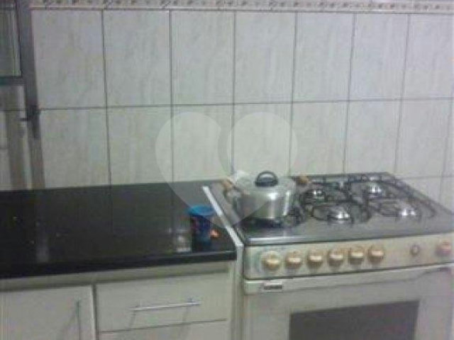 Casa à venda com 4 quartos, sendo 1 suíte,  em Jardim Peri, São Paulo, SP